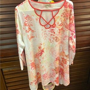 ONE WORLD Coral & White Floral Cutout Neck Tunic